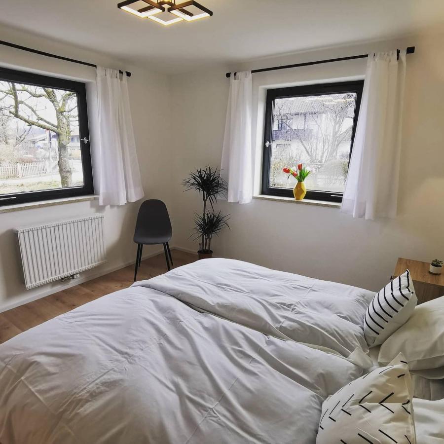 Moderne Ferienwohnungen Mit Designbad Petting ภายนอก รูปภาพ